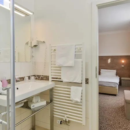 Hotel Primavera Parco Fuerth